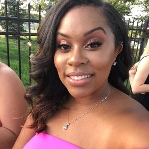 Meet your Posher, Ashlee